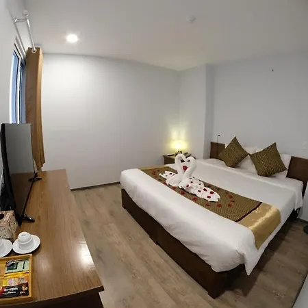 The Umi Hotel Ho Chi Minh City Exterior photo